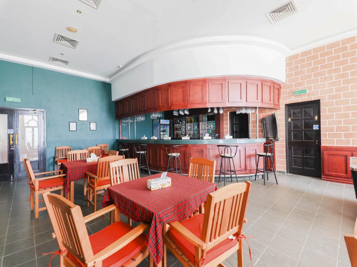 Capital O133 Al Sawadi Beach Resort & Spa Barka Exterior photo